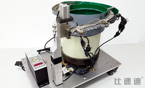 拉鉚釘自動送料機_振動盤自動上料拉釘機_高速取釘機